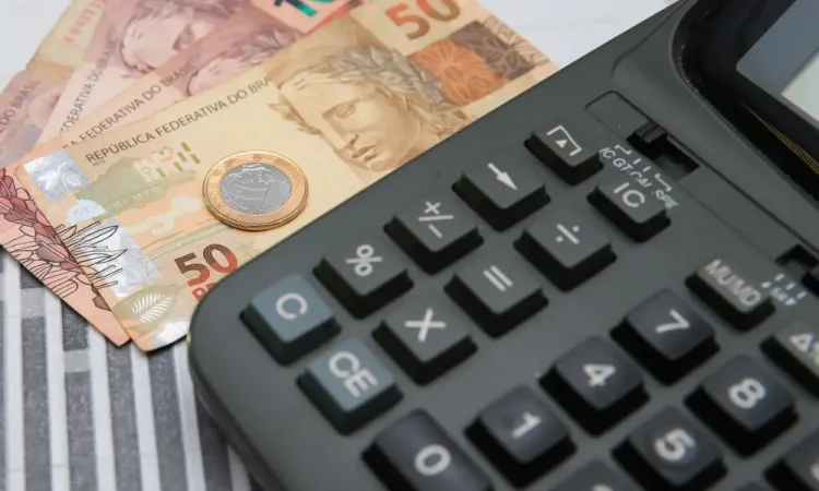Mercado financeiro eleva previsão da inflação para 4,89% em 2026