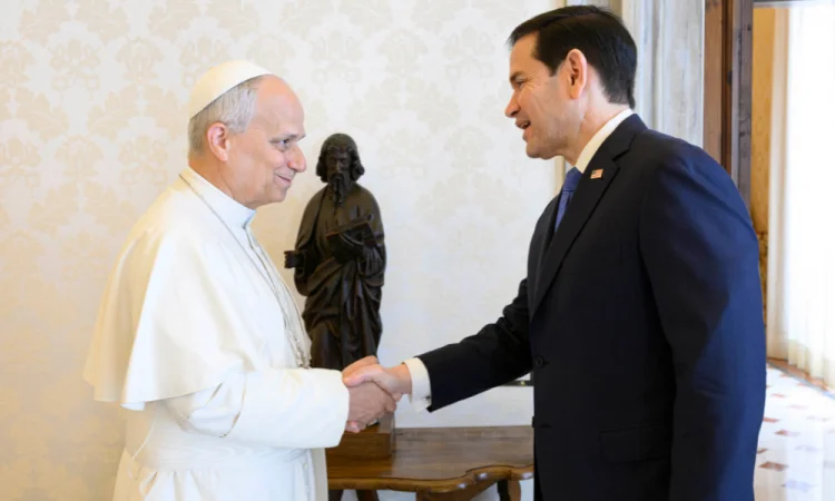 EUA dizem que reunião de Rubio com o papa foi ‘amistosa’ em meio à briga com Trump