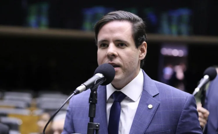 Oposição cobra investigação sobre o PT-BA no Master: ‘Todo político nordestino sabe disso’