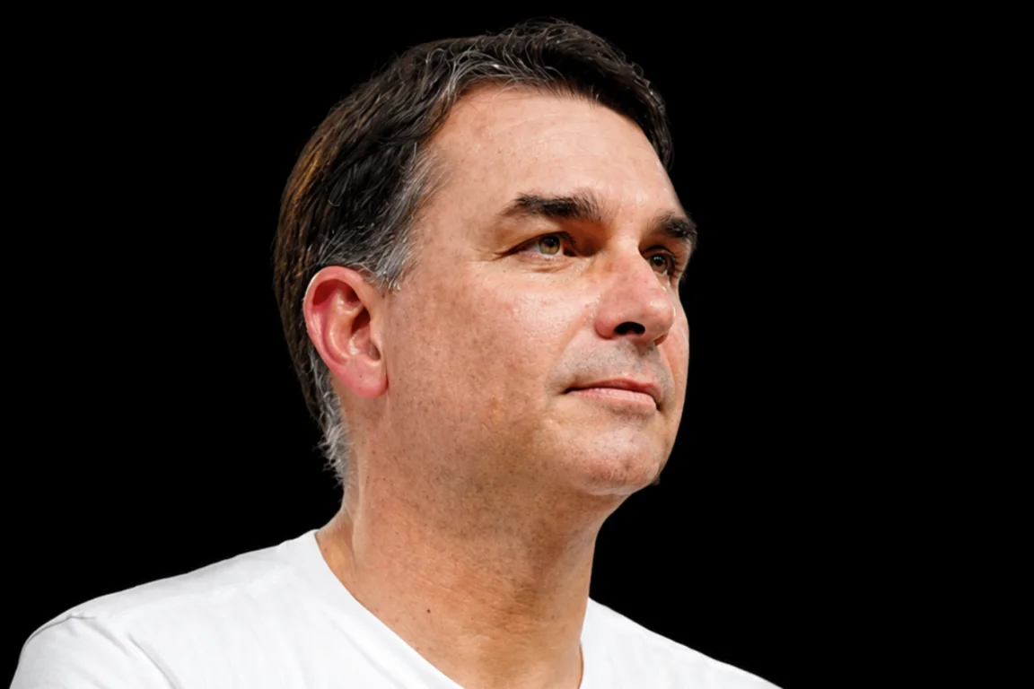 Atlas/Intel é acusada de manipulação por reproduzir áudio entre Flávio e Vorcaro em pesquisa eleitoral