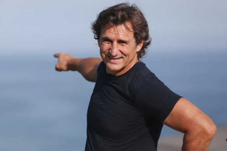 Morre Alex Zanardi, ex-piloto de F1 e campeão paralímpico, aos 59 anos