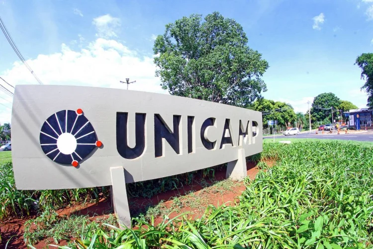 Após paralisação na USP, 16 cursos aderem greve na Unicamp