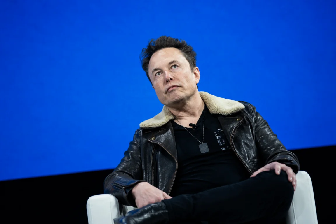 Elon Musk se torna o primeiro trilionário da história com SpaceX na bolsa