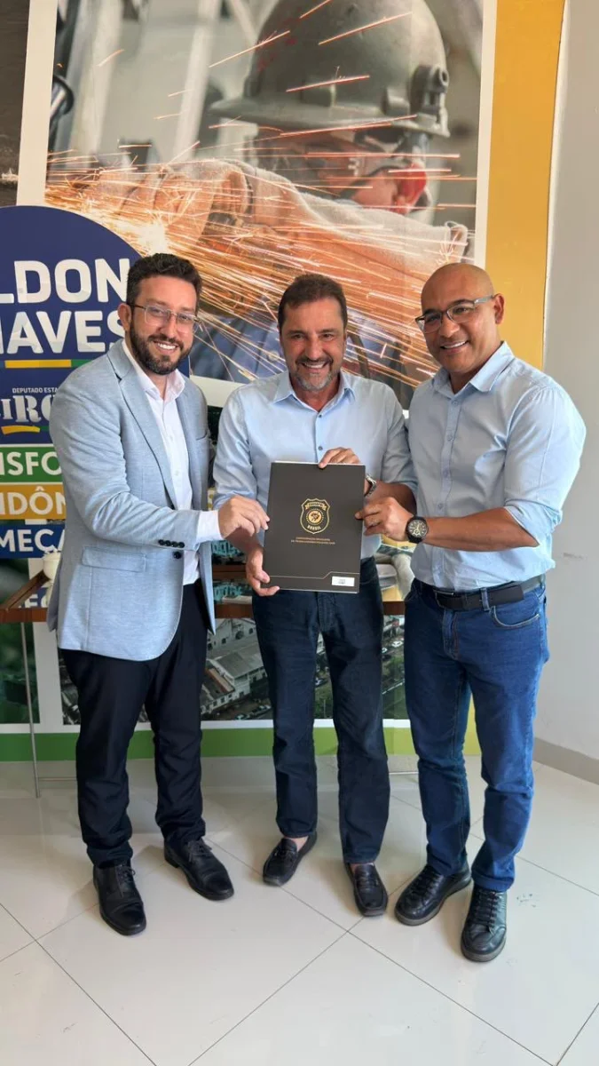 Policiais civis apresentam propostas de Segurança Pública para Hildon Chaves Policiais civis apresentam propostas de Segurança Pública para Hildon Chaves