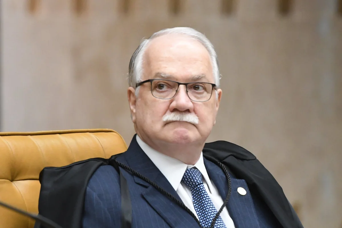 Fachin autoriza AGU a defender Moraes em processo aberto nos EUA por Trump Media e Rumble