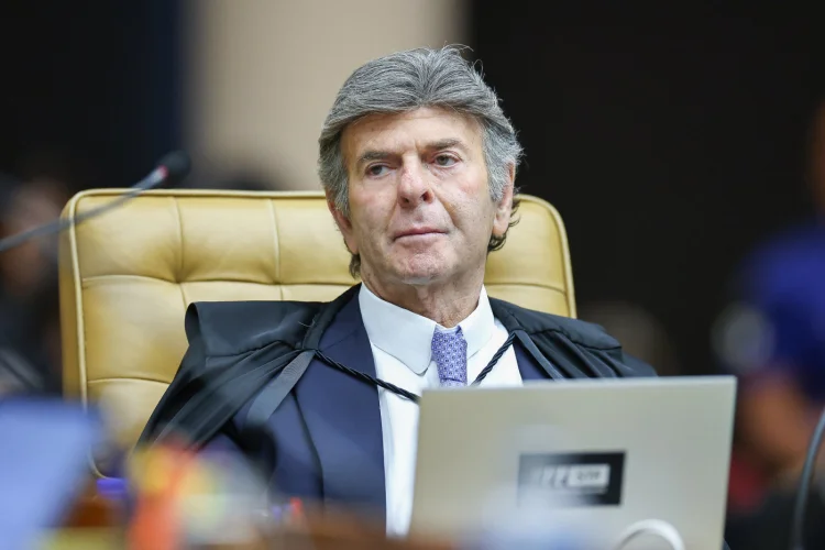 Congresso não quer pagar ‘preço social’ perante eleitor e empurra decisões para o STF, diz Fux