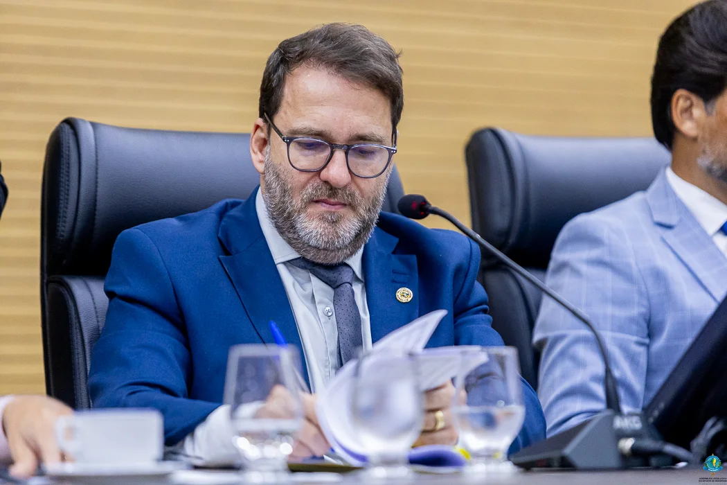 Deputado Alex Redano solicita nova operação tapa-buracos e reforço da sinalização na RO-459 Deputado Alex Redano solicita nova operação tapa-buracos e reforço da sinalização na RO-459