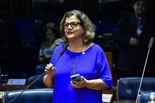 Nova líder do governo no Senado se reúne com Alcolumbre para tentar travar 'pauta-bomba'