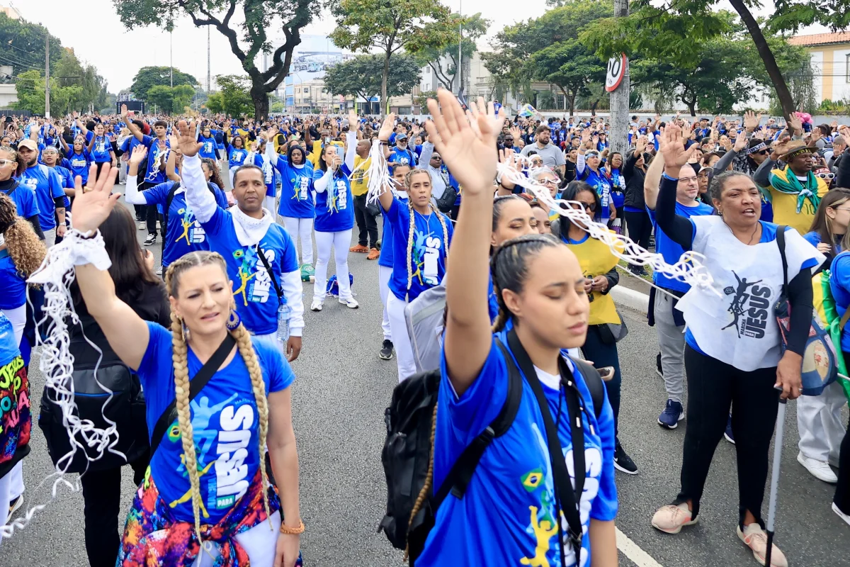 Lula diz que não foi à Marcha para Jesus para não 'tirar proveito político de algo sagrado'