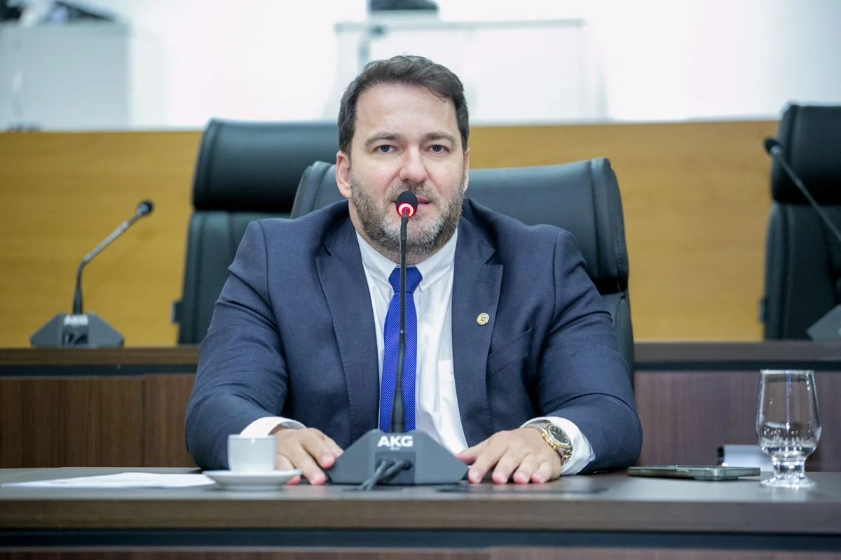 Deputado Alex Redano indica recuperação da RO-458 entre Alto Paraíso e Distrito de Triunfo Deputado Alex Redano indica recuperação da RO-458 entre Alto Paraíso e Distrito de Triunfo