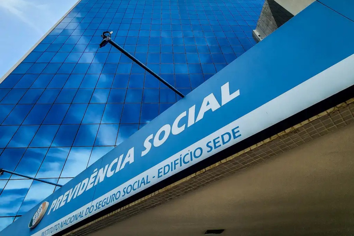 Portaria do INSS autoriza adequação de servidores para reforçar setor que avalia pedidos de BPC