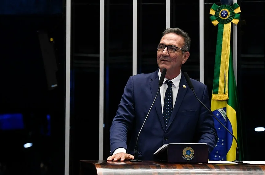 Lucas Barreto confirma pré-candidatura à reeleição ao Senado pelo Amapá
