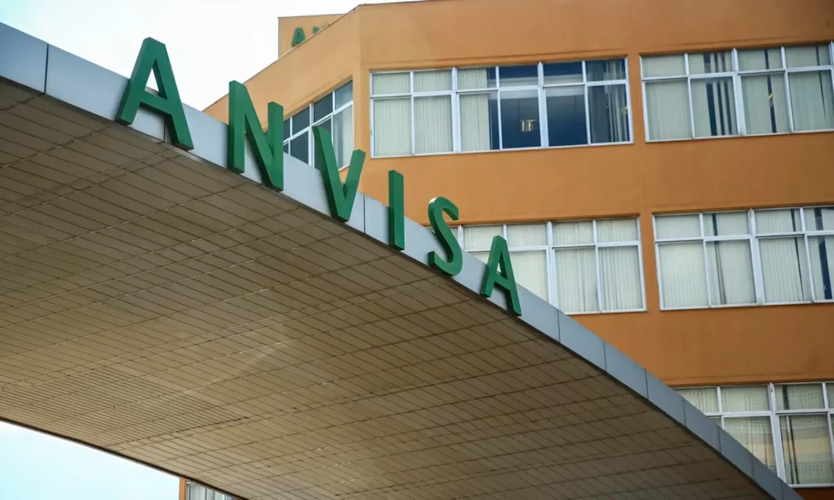 Após caso Ypê, Anvisa determina recolhimento de lote de água mineral e fala em ‘pseudominas aeruginosa’; veja o que se sabe