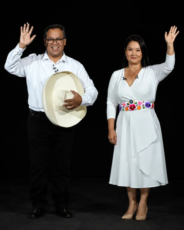 Sem votos suficientes para vencer, candidato de esquerda pede anulação dos votos do exterior que dão vantagem a Keiko