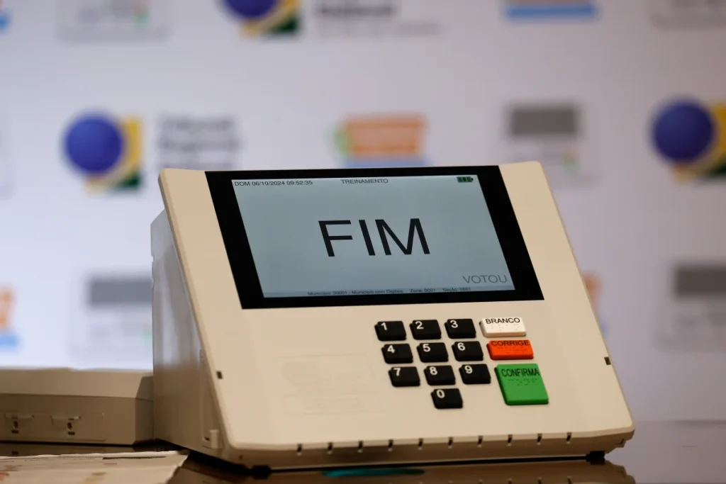 Impulsionamento digital, adesivos, peças na TV: veja onde partidos devem gastar os R$ 4,9 bilhões do Fundo Eleitoral