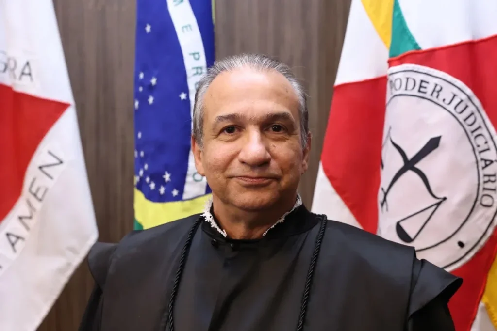 CNJ abre processo disciplinar contra desembargador de MG acusado de crimes sexuais