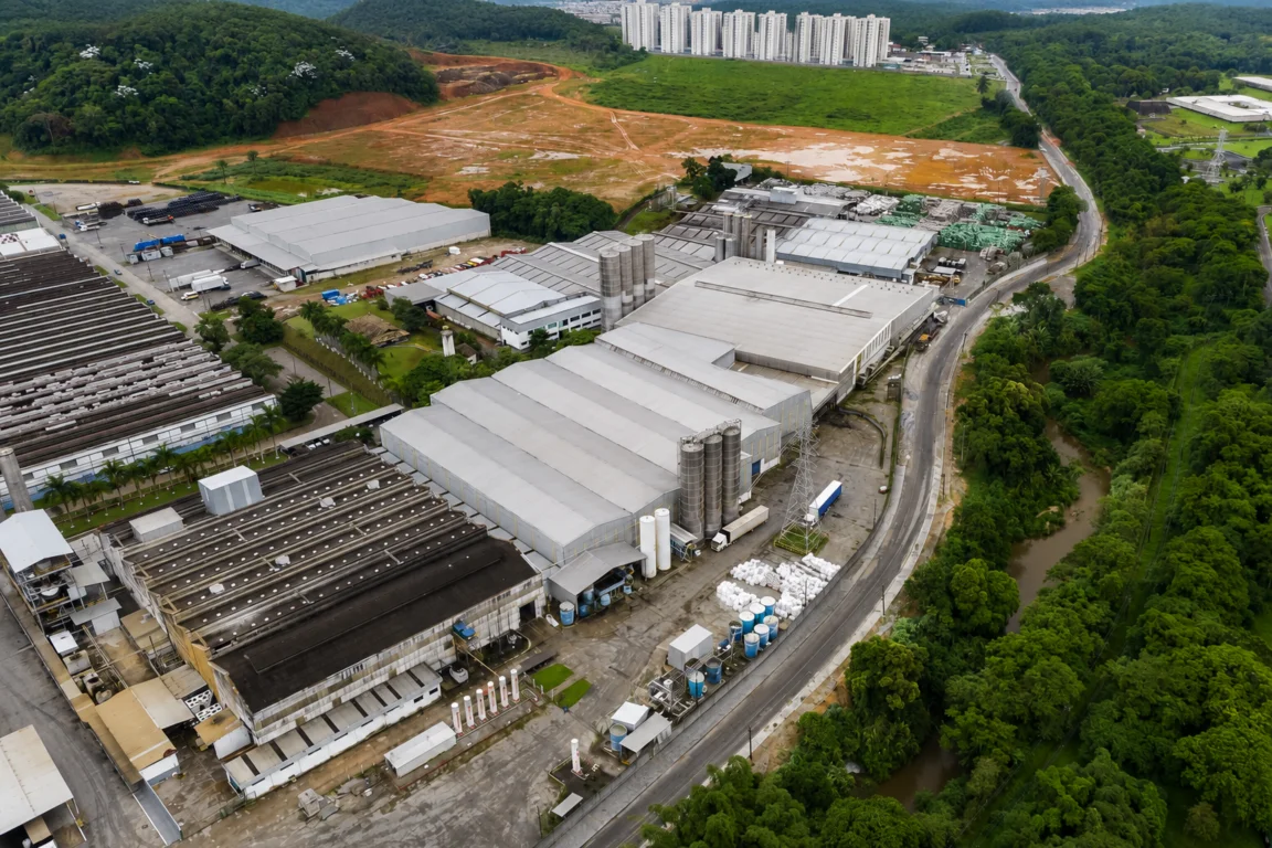Fabricante das geladeiras Brastemp e Consul anuncia fechamento de mais uma fábrica