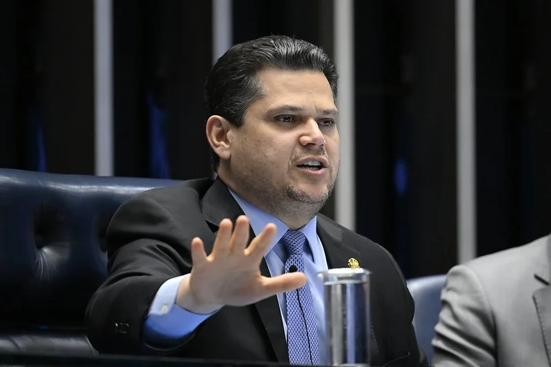 Sessão do Congresso é cancelada, e Legislativo não votará nada de relevante até eleições
