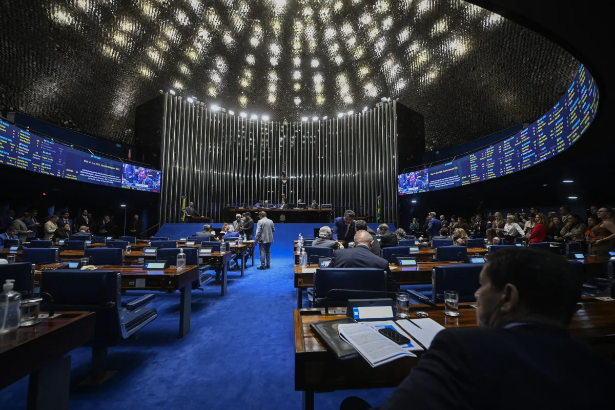 Comissão do Senado aprova projeto que inclui partidos políticos no rol de entidades sujeitas à Lei de Lavagem de Dinheiro