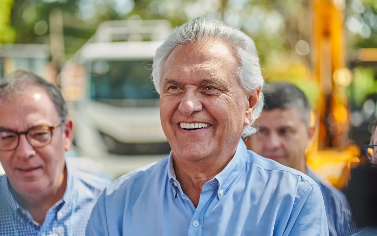 Caiado sobre Flávio Bolsonaro: 'Liderança você não herda, liderança você cria'