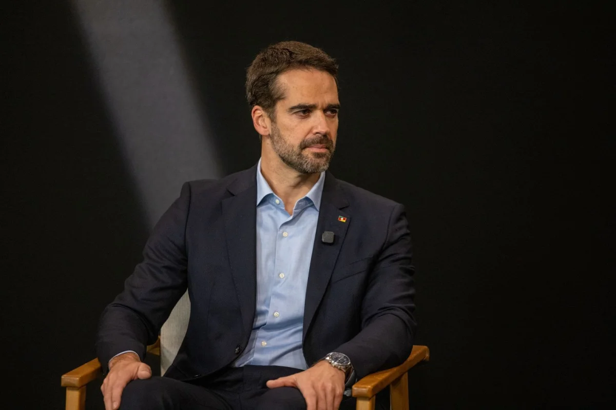 Promessas de Eduardo Leite: governador do Rio Grande do Sul manteve equilíbrio fiscal, mas não zerou fila de cirurgias eletivas