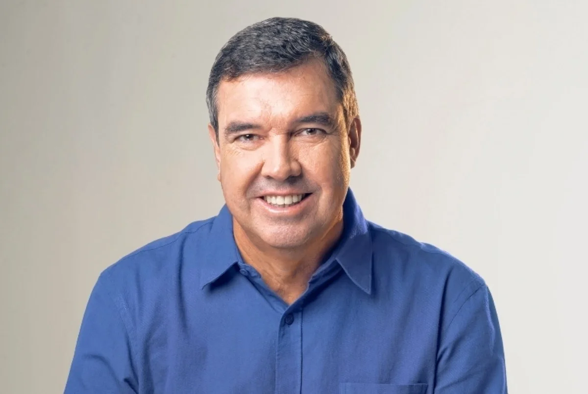 Promessas de Eduardo Riedel: governador de Mato Grosso do Sul investiu em hospitais e criou programa de capacitação profissional; meta de universalizar a pavimentação asfáltica não foi cumprida