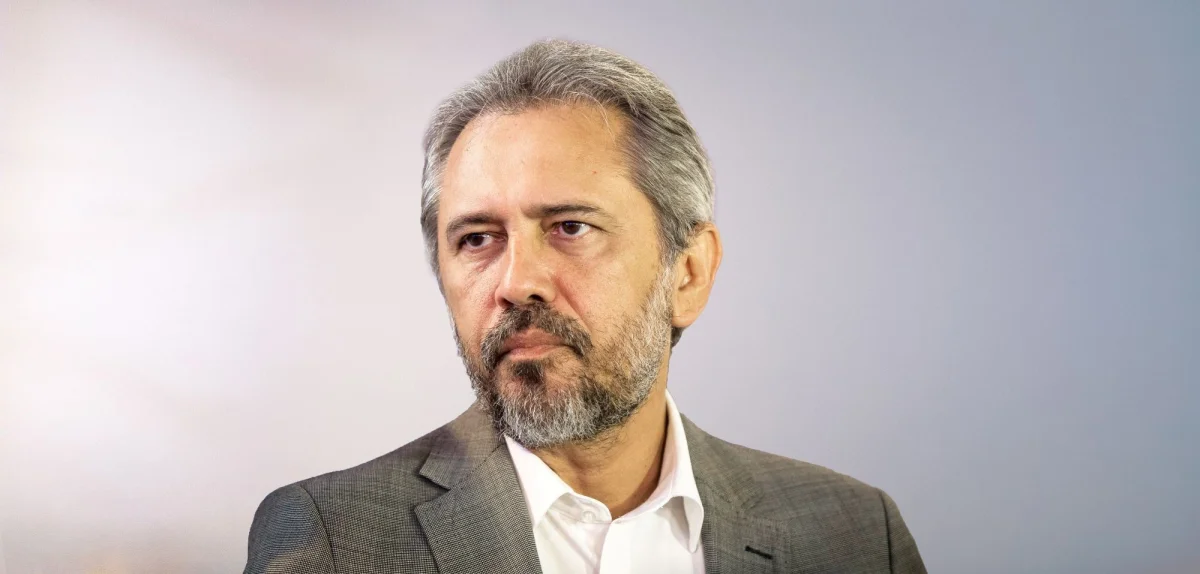 Promessas de Elmano de Freitas: governador do Ceará instalou adutoras, mas não construiu 40 mil unidades habitacionais