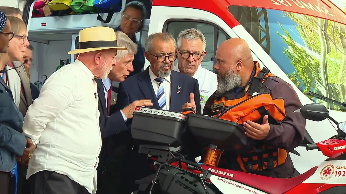 Lula pede que diretor da OMS leve recado a Trump sobre o SUS: 'Tratamento de saúde não é para rico'