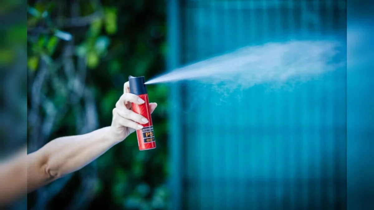 Começa a valer lei que autoriza venda de spray de pimenta para mulheres acima de 16 anos; veja regras