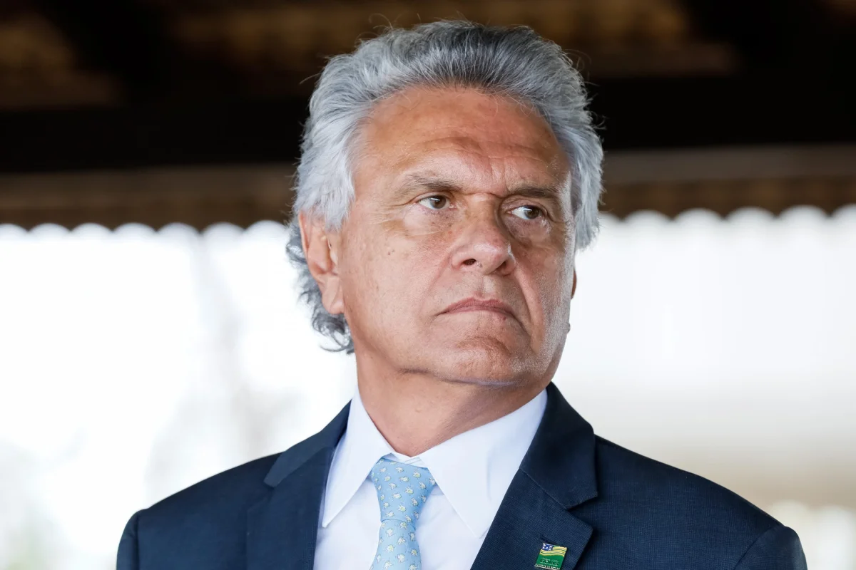 Caiado compara Lulinha a Flávio e diz que ‘o rei protege o príncipe’
