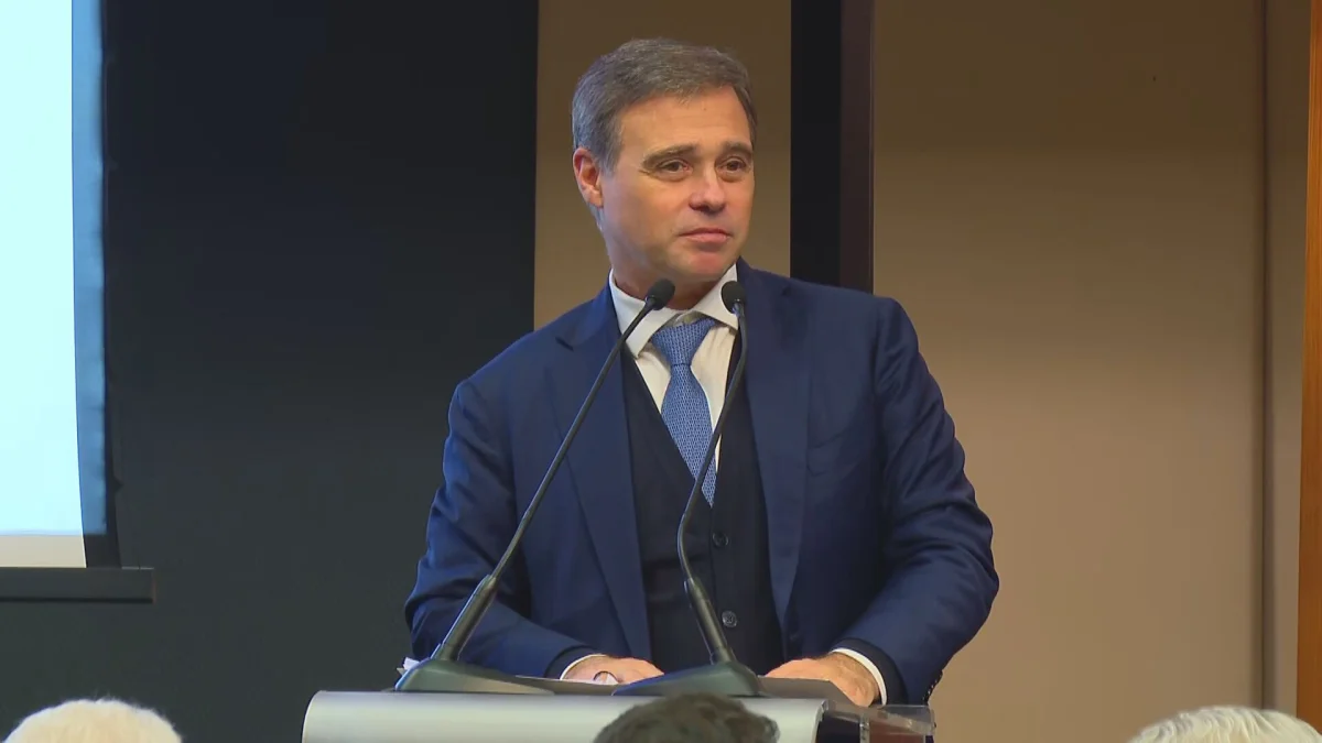 Mendonça tende a manter no STF inquéritos sobre Lulinha
