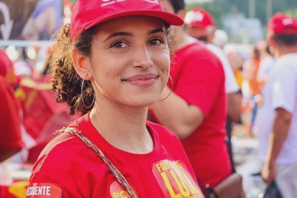 PCO lança Izadora Dias como candidata ao governo de SP