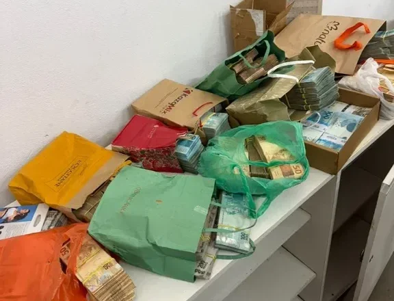 PF deflagra operação contra fraudes em contratações públicas em Ji-Paraná/RO