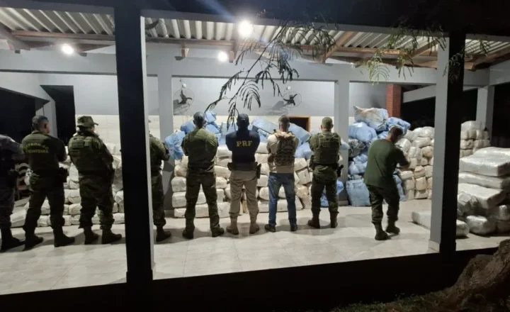 Ação conjunta entre PRF e forças de segurança resulta em apreensão recorde de mais de 3,6 toneladas de drogas em Rondônia