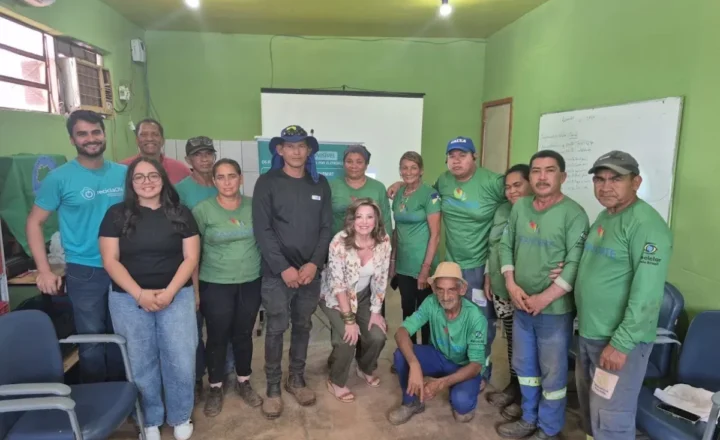 Catadores recebem capacitação para atuar no mercado de resíduos eletrônicos em Porto Velho