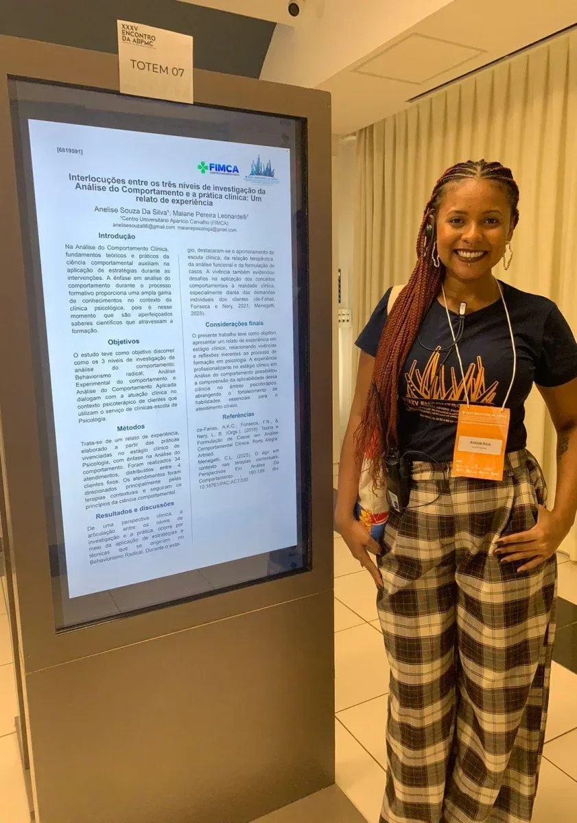 Acadêmica de Psicologia da FIMCA apresenta trabalho sobre Análise do Comportamento em encontro nacional Acadêmica de Psicologia da FIMCA apresenta trabalho sobre Análise do Comportamento em encontro nacional