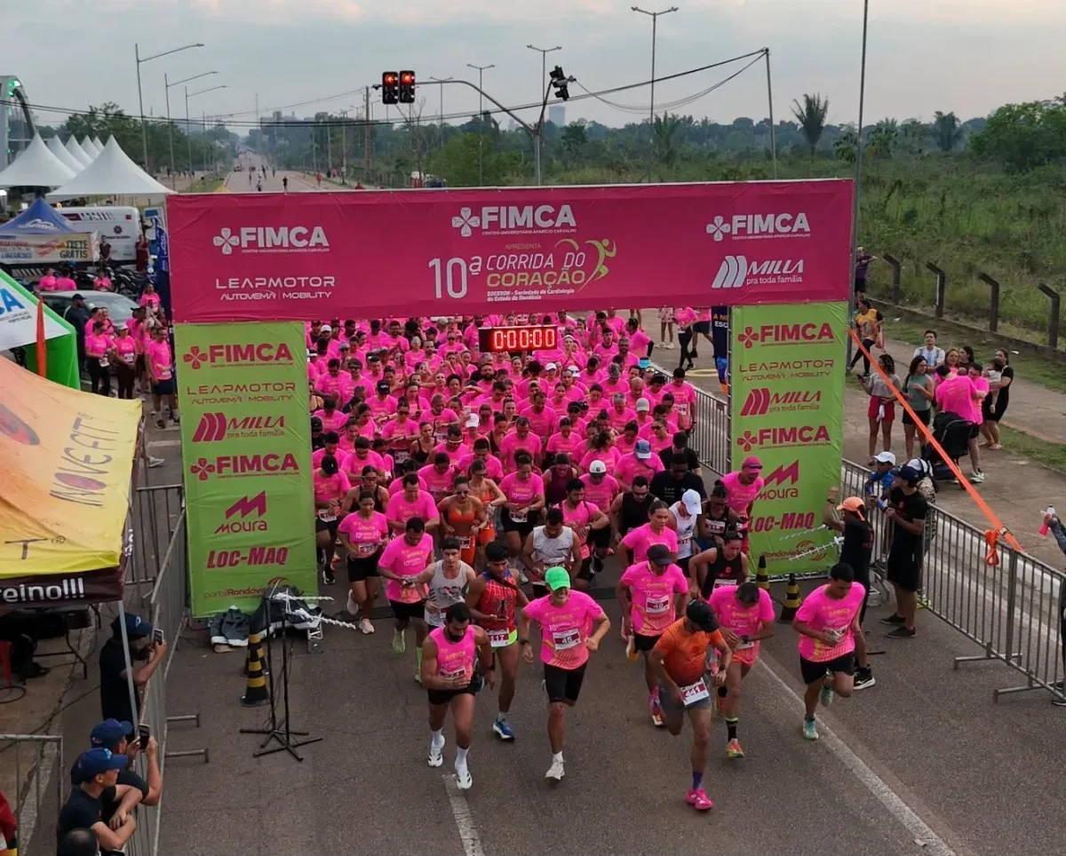 FIMCA participa da 10ª Corrida do Coração com ações de saúde e apoio aos participantes FIMCA participa da 10ª Corrida do Coração com ações de saúde e apoio aos participantes