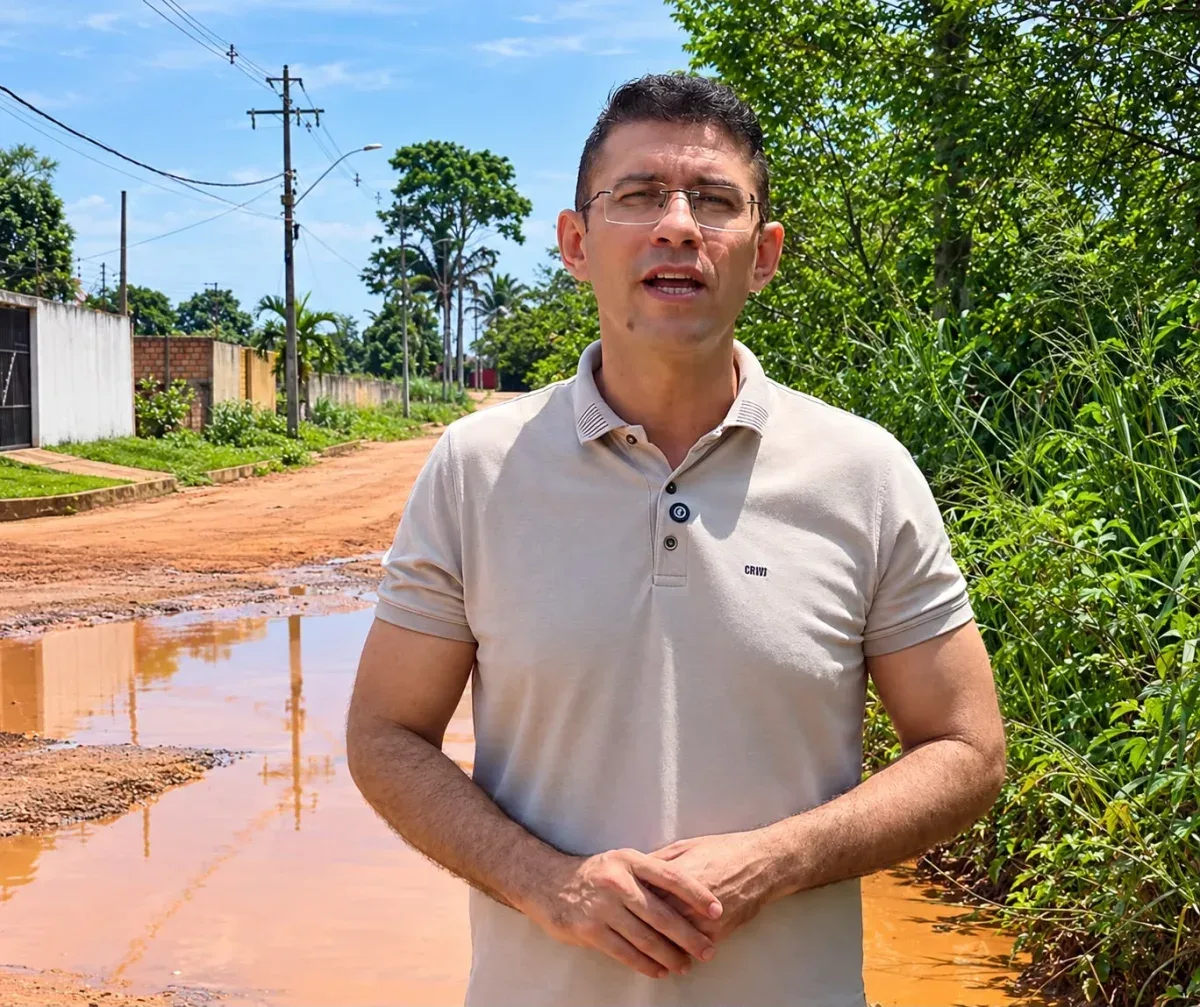 Pedro Geovar cobra recuperação de rua no Nova Esperança Pedro Geovar cobra recuperação de rua no Nova Esperança