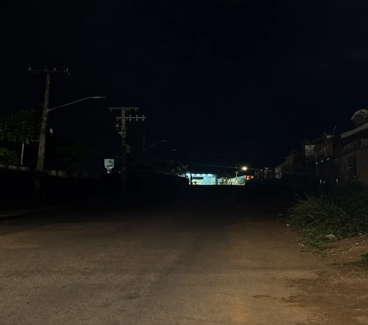 Dr. Macário solicita recuperação urgente da iluminação na Rua João Paulo I, no Areia Branca