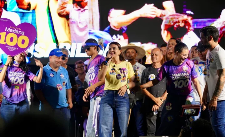 Ouro Preto reúne mil pessoas em noite de apoio a Mariana Carvalho