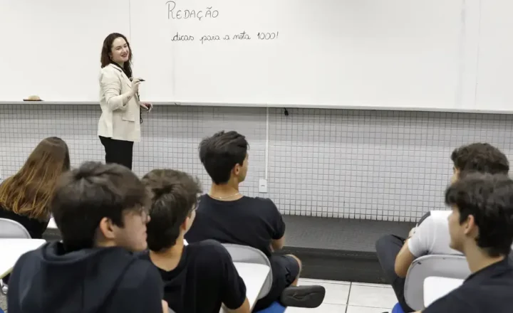 Cartilha reúne orientações para a redação do Enem 2026