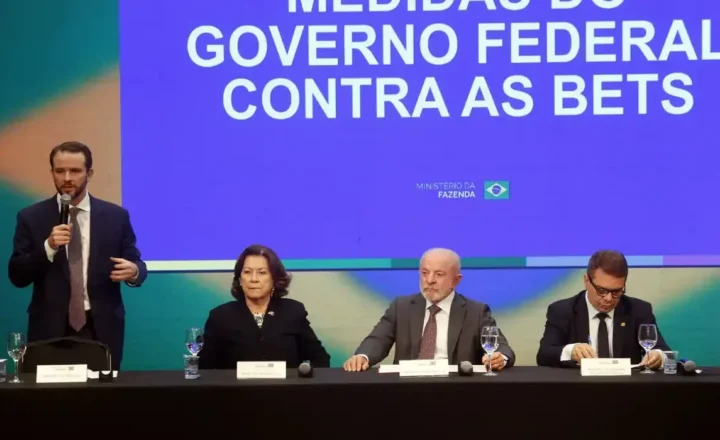 Bets passam a ser proibidas no país e apostador receberá saldo