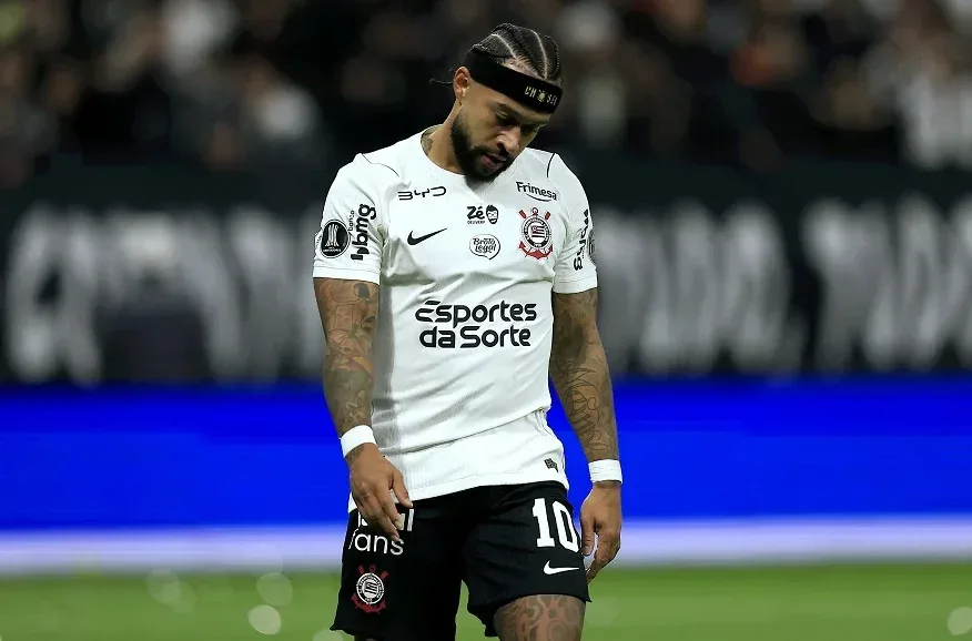 Memphis perde pênalti no fim e Corinthians cai para o Estudiantes na Libertadores