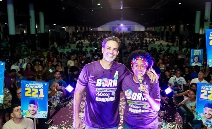 Léo Moraes confirma apoio e pede votos para Sílvia Cristina