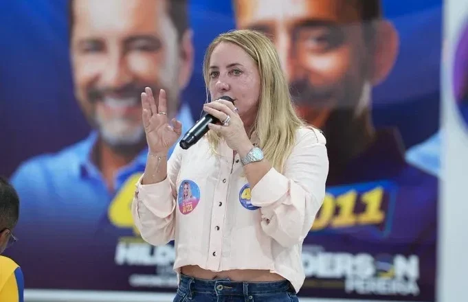 Com ‘Pé na Estrada’, Ieda Chaves percorre Pimenta Bueno e Espigão D`Oeste e tem contato direto com eleitores