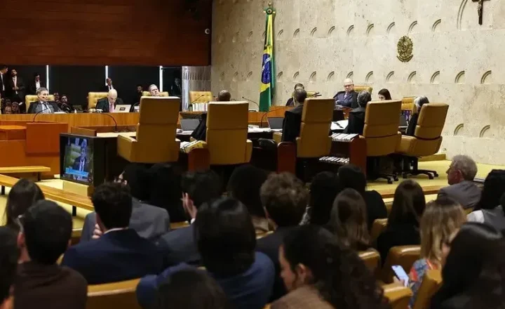 Nem impeachment de ministros vai resolver crise do Supremo, avalia professor autor de livro sobre o STF