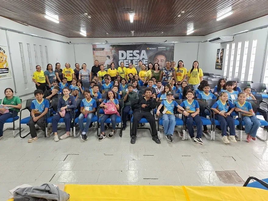 Projeto Agente Mirim participa de ação educativa na Escola Pública de Trânsito durante a Semana Nacional do Trânsito Projeto Agente Mirim participa de ação educativa na Escola Pública de Trânsito durante a Semana Nacional do Trânsito