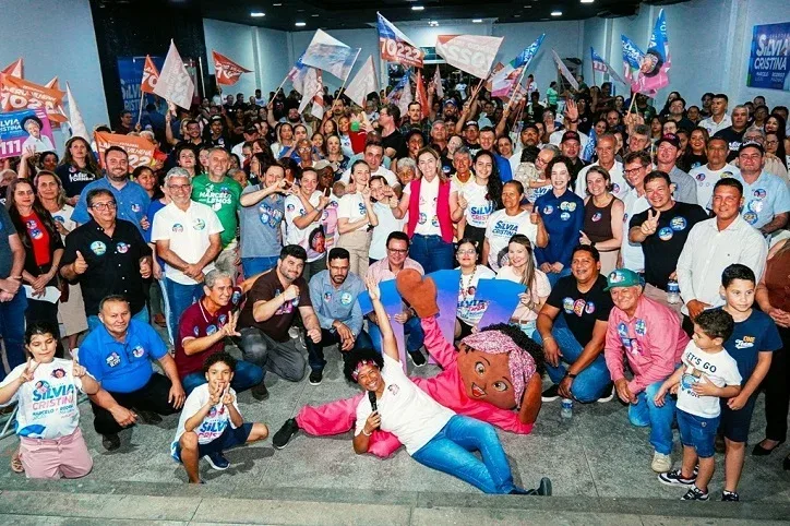Rumo ao Senado: Sílvia Cristina faz grande reunião em Vilhena Rumo ao Senado: Sílvia Cristina faz grande reunião em Vilhena