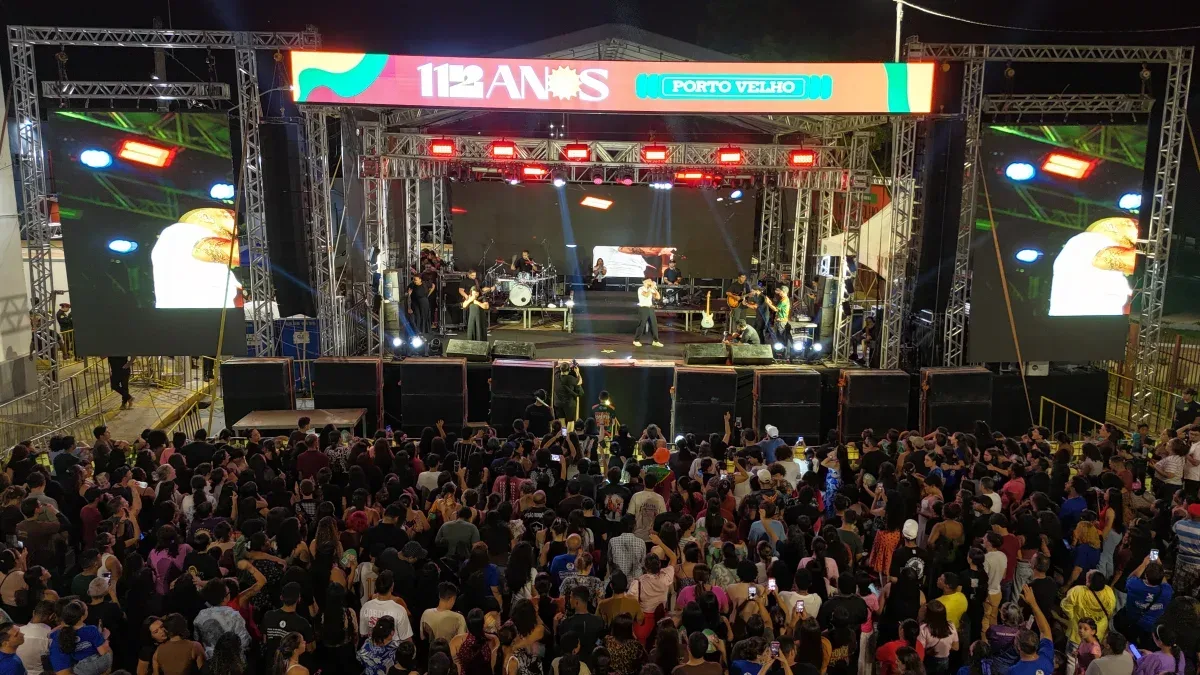 Aniversário de Porto Velho começa reunindo multidão de cristãos na Farquar Aniversário de Porto Velho começa reunindo multidão de cristãos na Farquar