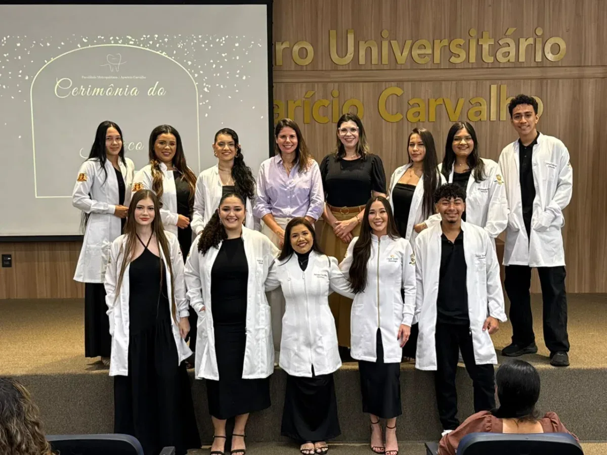 Faculdade Metropolitana realiza Cerimônia do Jaleco para acadêmicos de Odontologia Faculdade Metropolitana realiza Cerimônia do Jaleco para acadêmicos de Odontologia